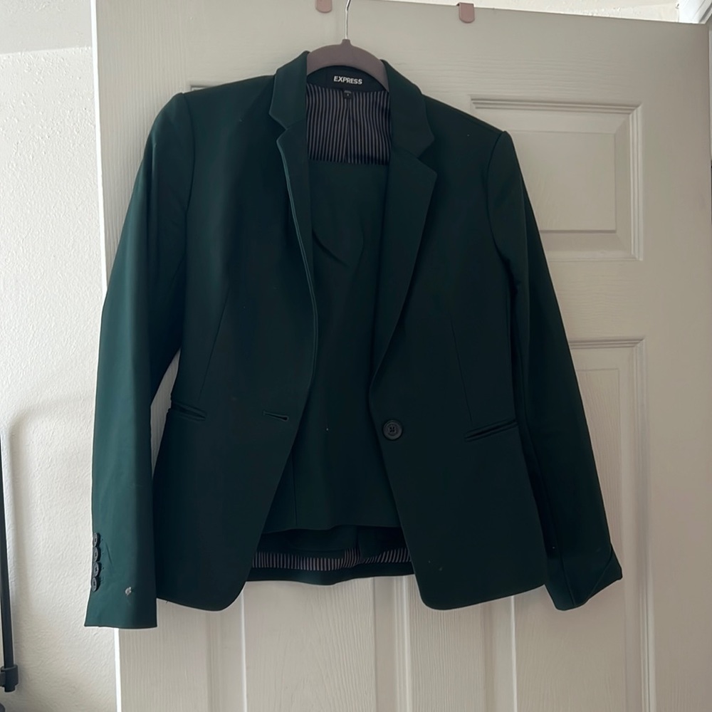 Forest green express suit! Worn once!!